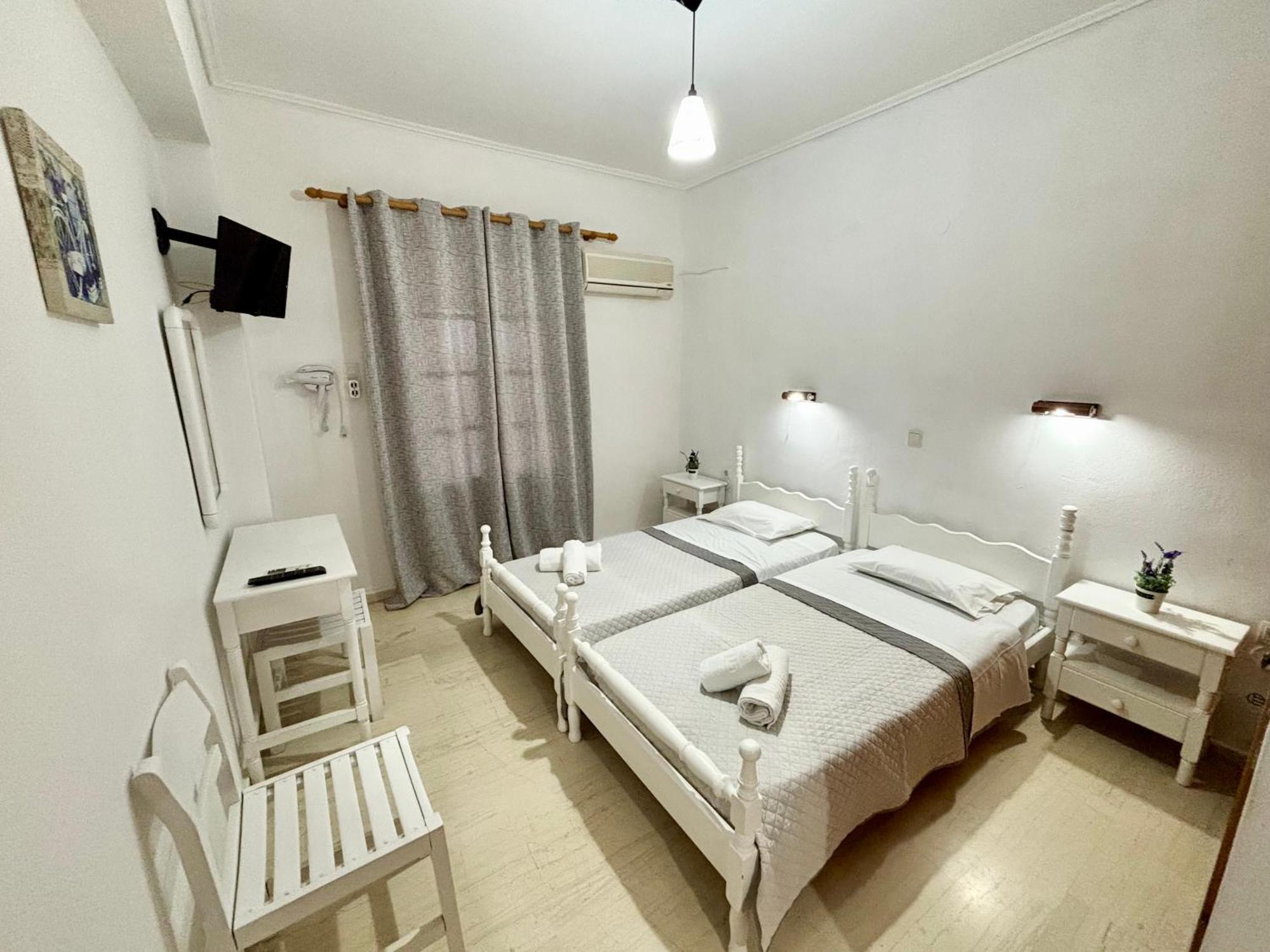Athina Apartments Argassi Exteriör bild